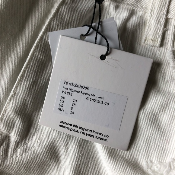 NWT white high rise ripped mom jeans - Picture 4 of 4